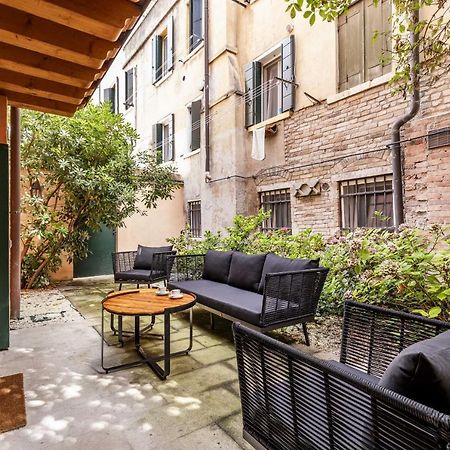 Ca' San Carlo Residence By Wonderful Italy Venecia Exterior foto